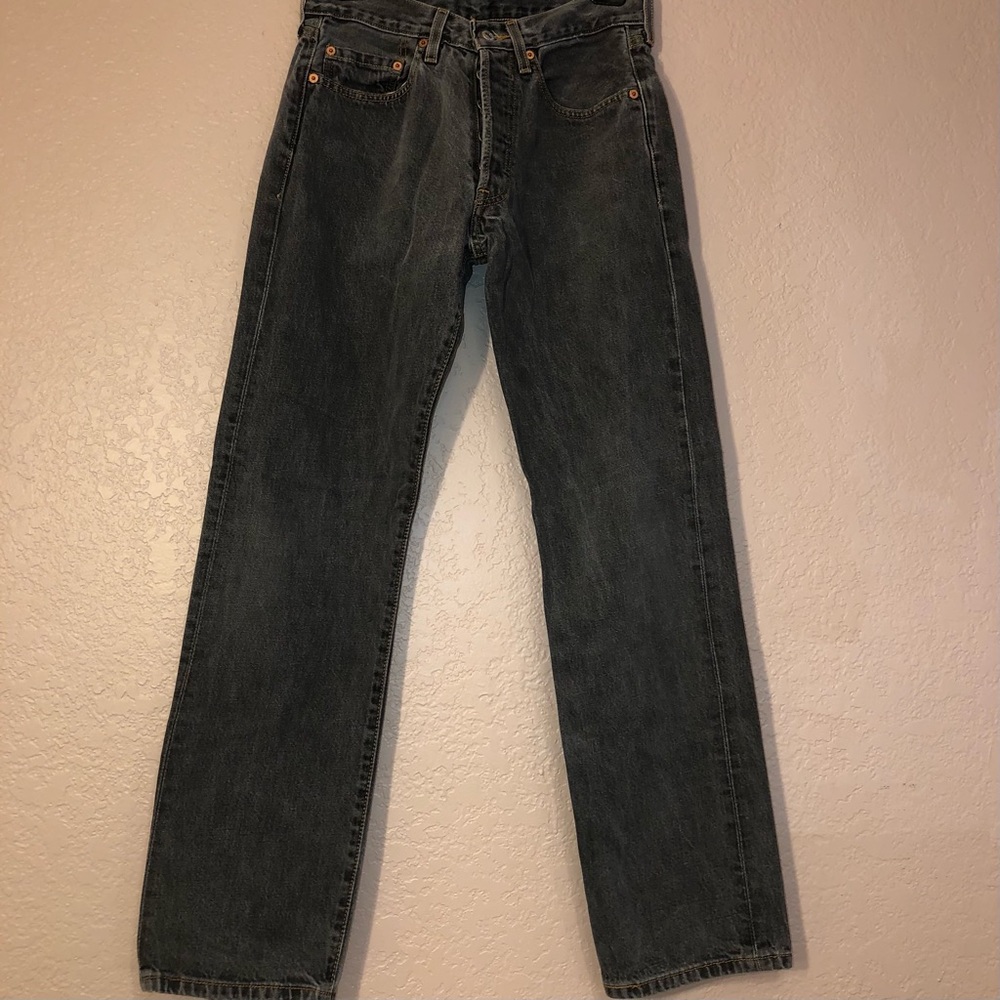Vintage Levi’s 501s high-rise from UK MINT condition grey 31x32 (about 4-6)